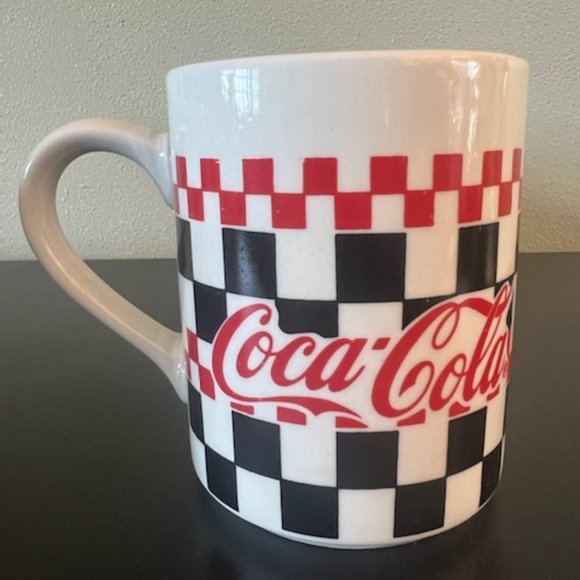 Set of 4 Vintage  Coca Cola Checkerboard  Logo Mugs 1996 ~ Gibson Design ~ Coke - Picture 4 of 8